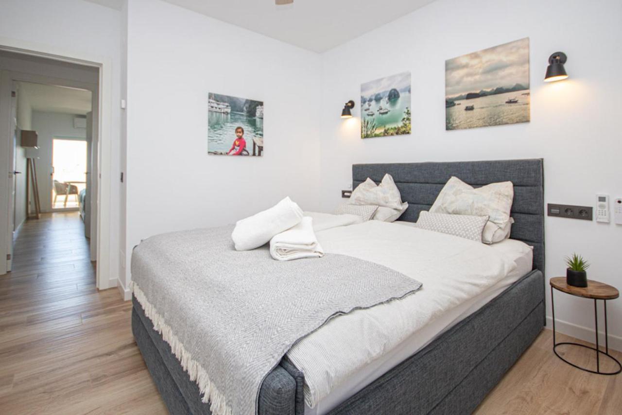Wonderful 2 Bed With Stunning Sea Views *