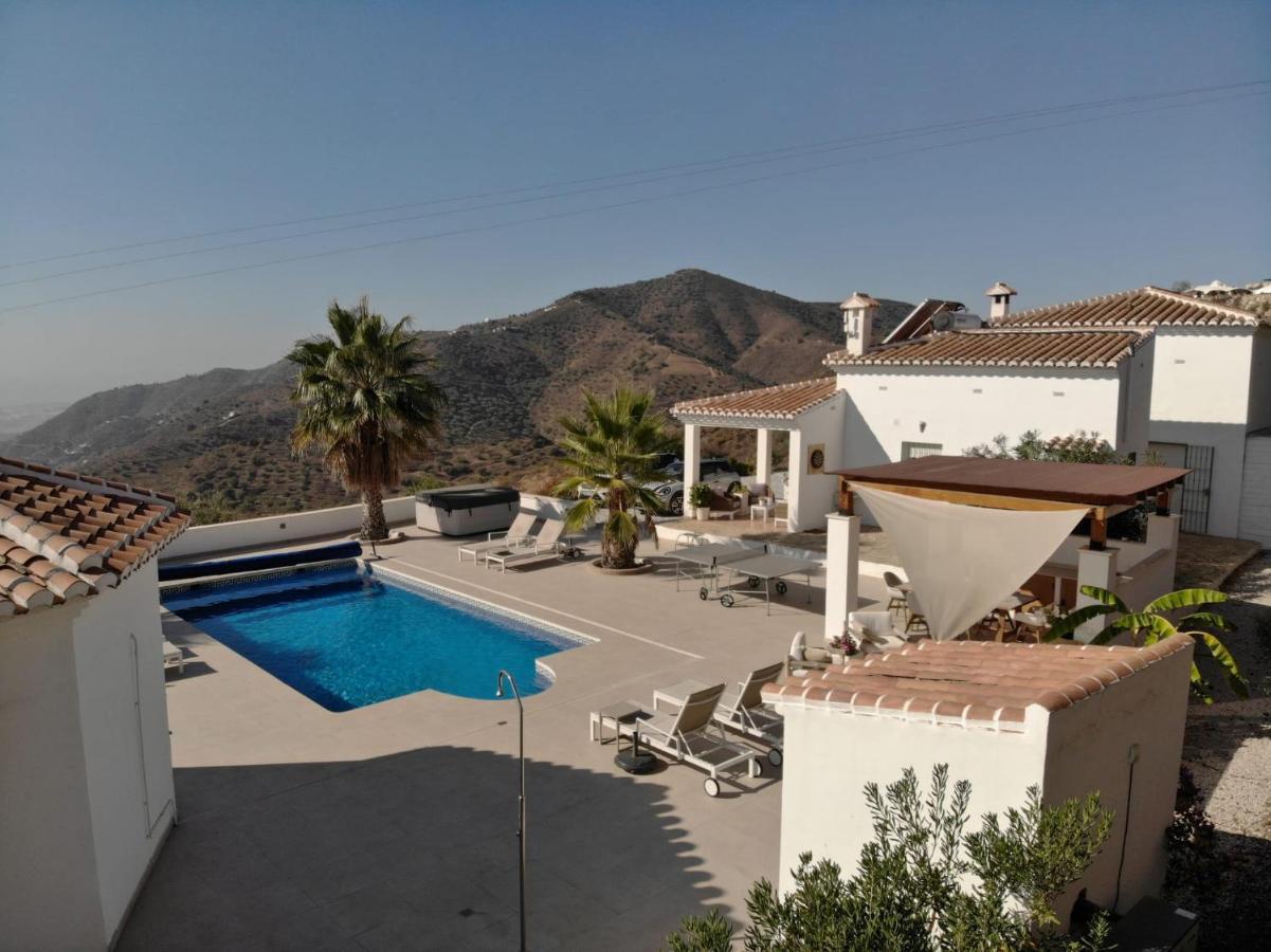 Casa Pura Vista Bed & Breakfast Arenas (Malaga)