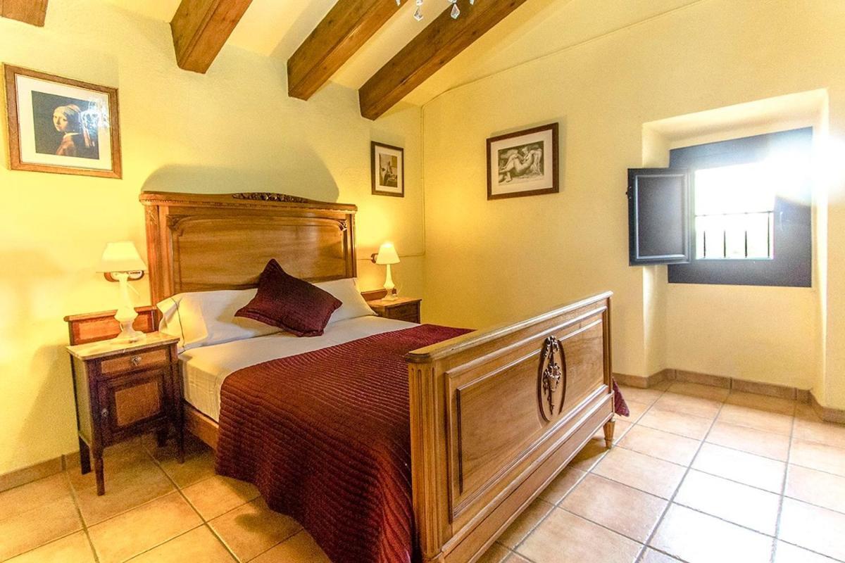 Catalunya Casas Country Chateau For 22 Persons - Close To Sitges! Les Masuques