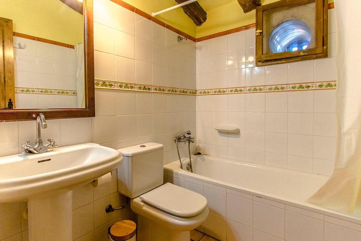 Catalunya Casas Country Chateau For 22 Persons - Close To Sitges! Villa