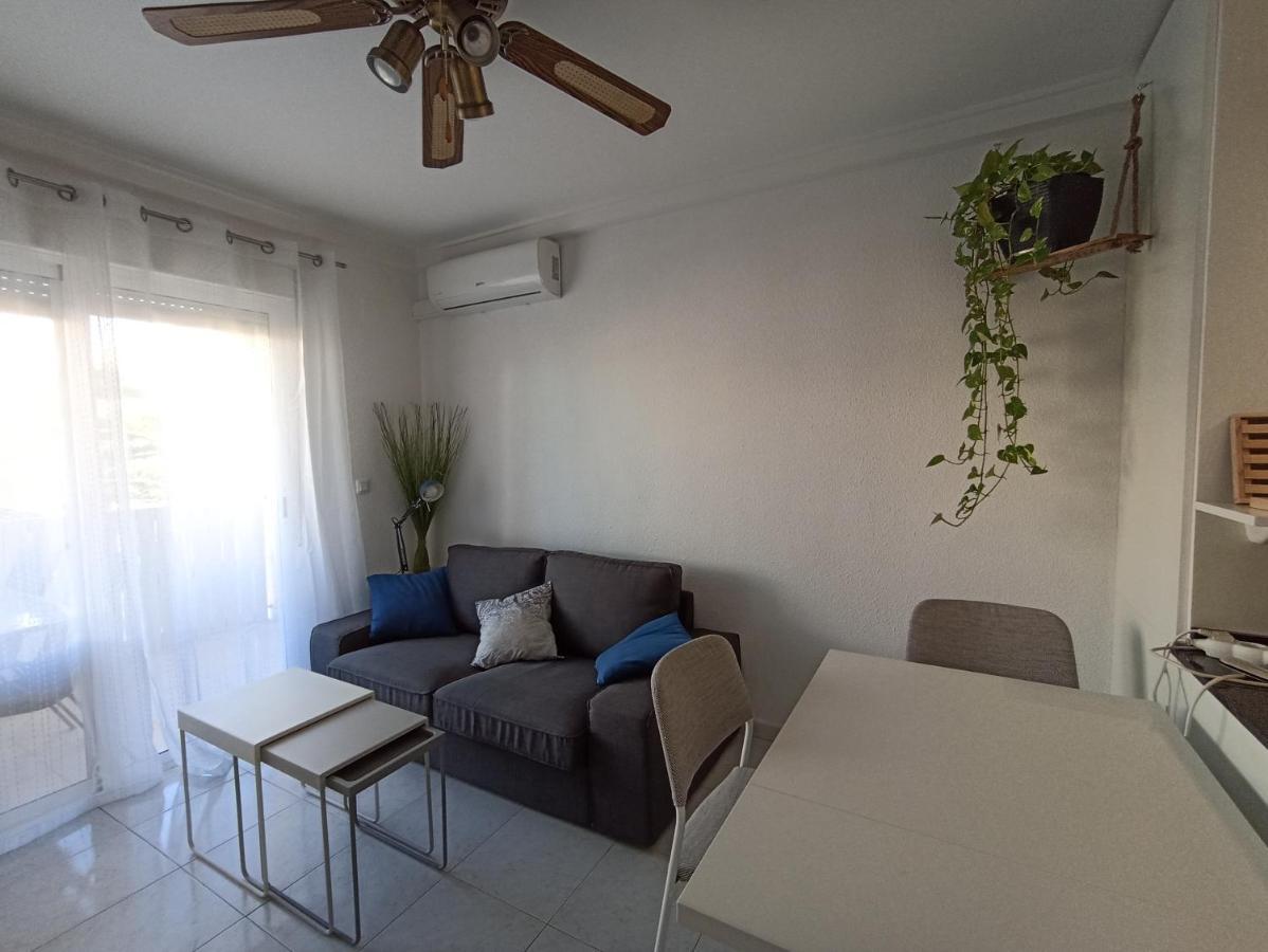 Els Molins Atico Con Azotea Privada A 500m De La Playa Apartment