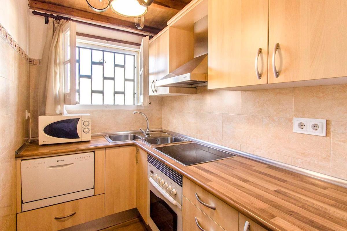 Catalunya Casas Costa Brava With Private Pool & Spacious Garden Villa