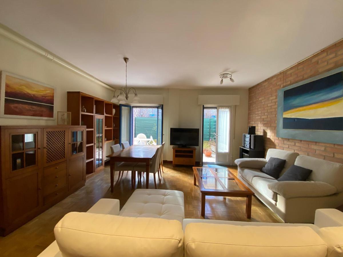 Kaioa .incluye Parking Privado. Apartment