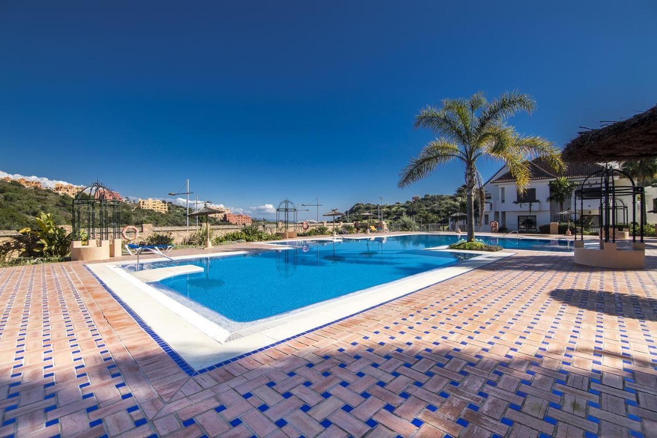 2134-modern With Terrace Sea View Apartment