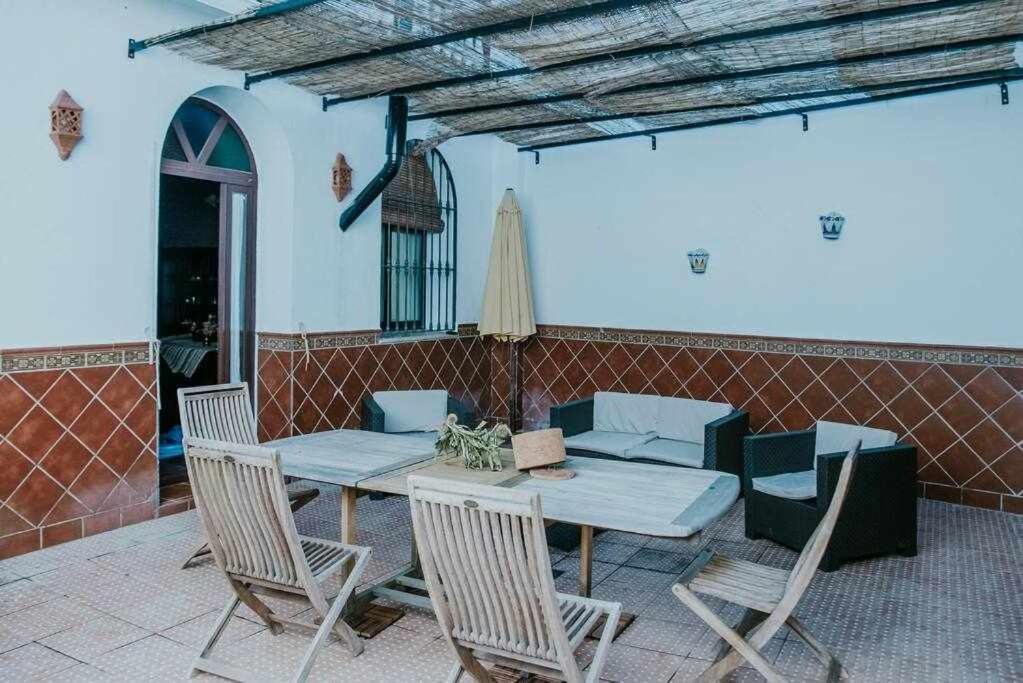 Con Jacuzzi, Sauna, Barbacoa Y Barra Holiday home Cabeza la Vaca