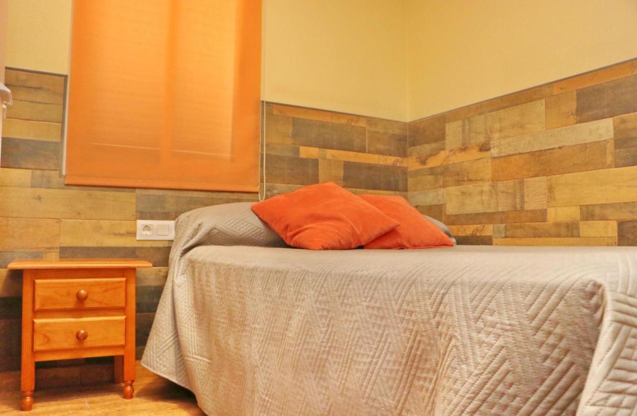 Rural Con Piscina Holiday home *