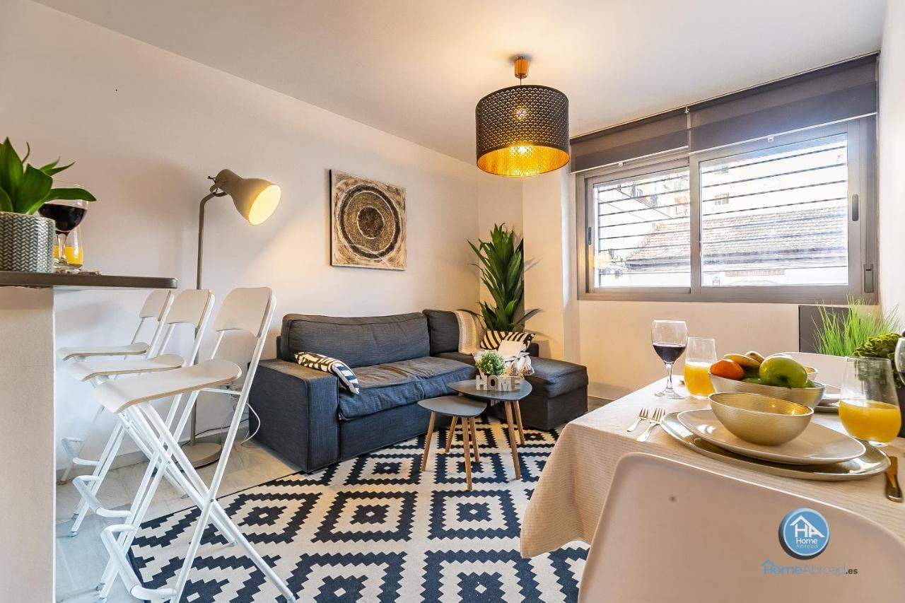 Boutique - Carlos Haya Area With Parking Malaga