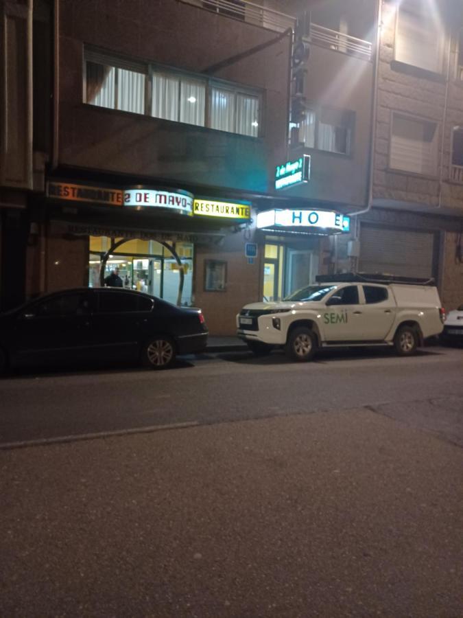 2 De Mayo 2 Hotel *