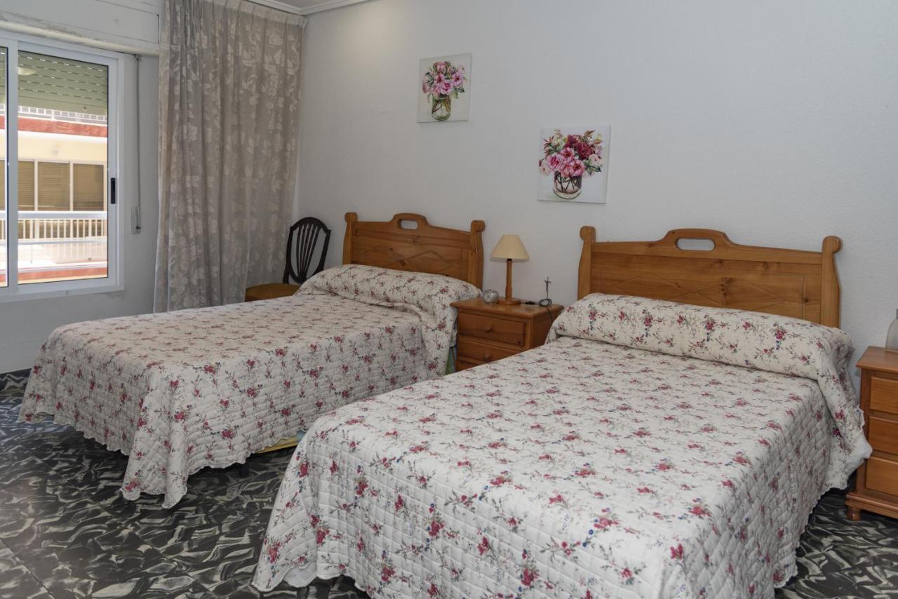 Belgica, Esc-2, 4-8 Apartment