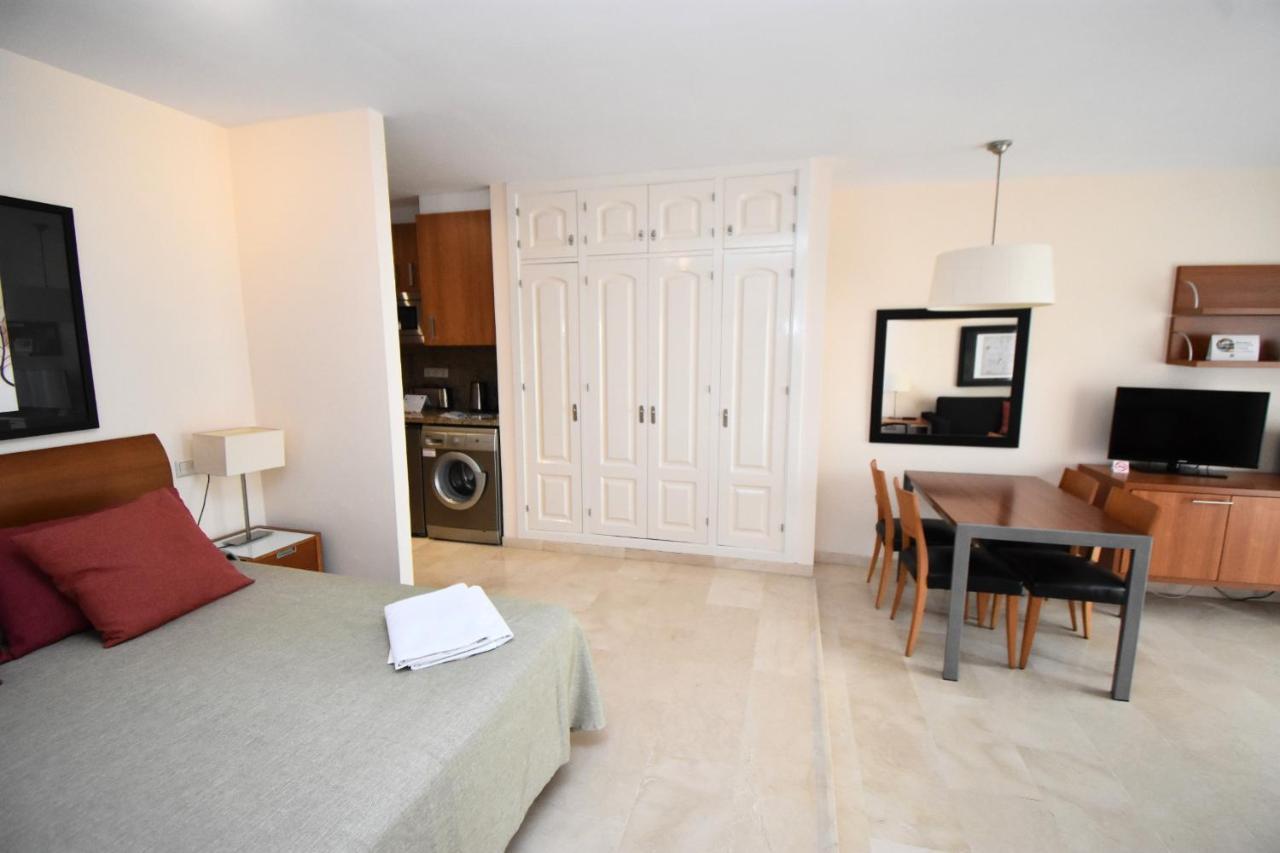 Apartment Walking Distance To Wyndham Resor El Faro