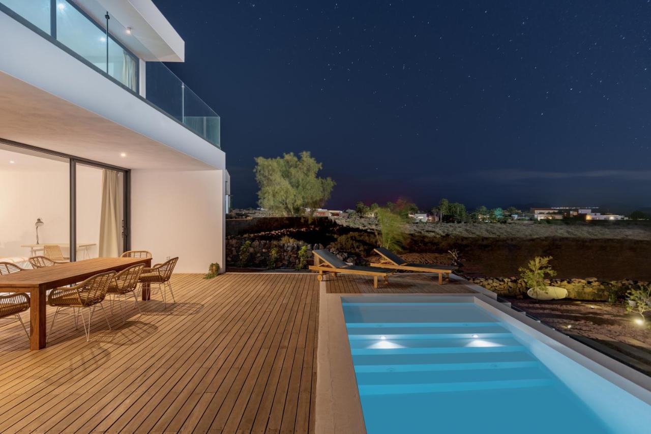 Elena, Luxery With Swimming Pool! * Lajares