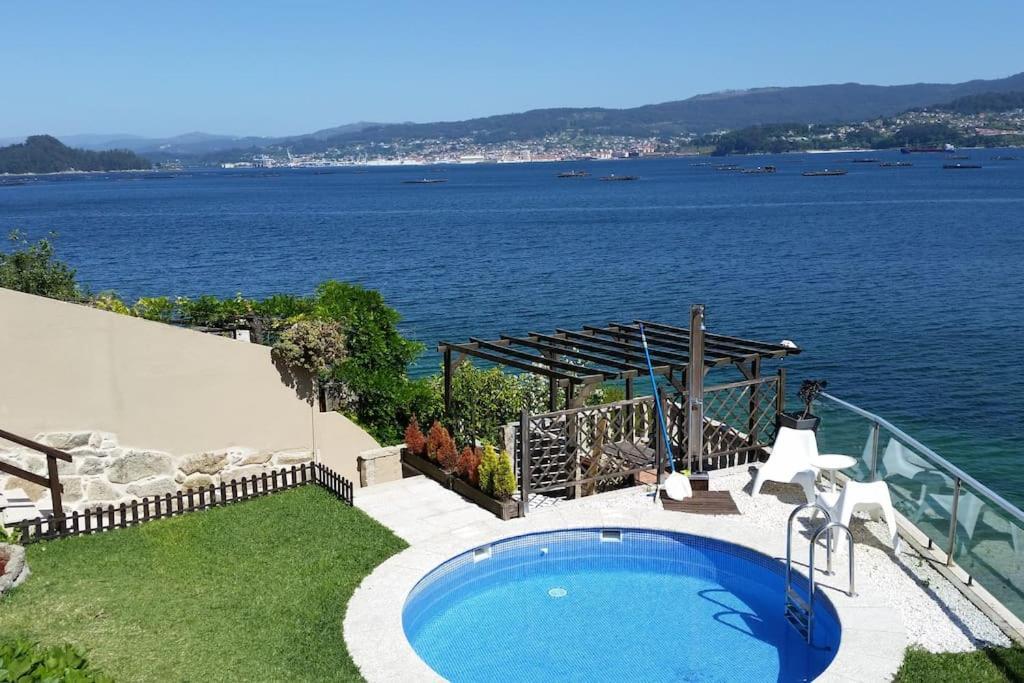 Casa En Primeria Linea De Playa Raxo