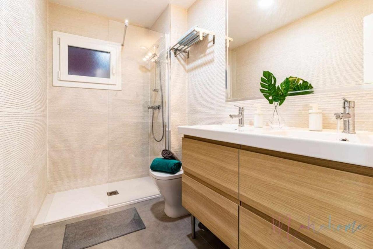 2 En Estadio 6 Plazas 3 Hab Y Metro Apartment Seville