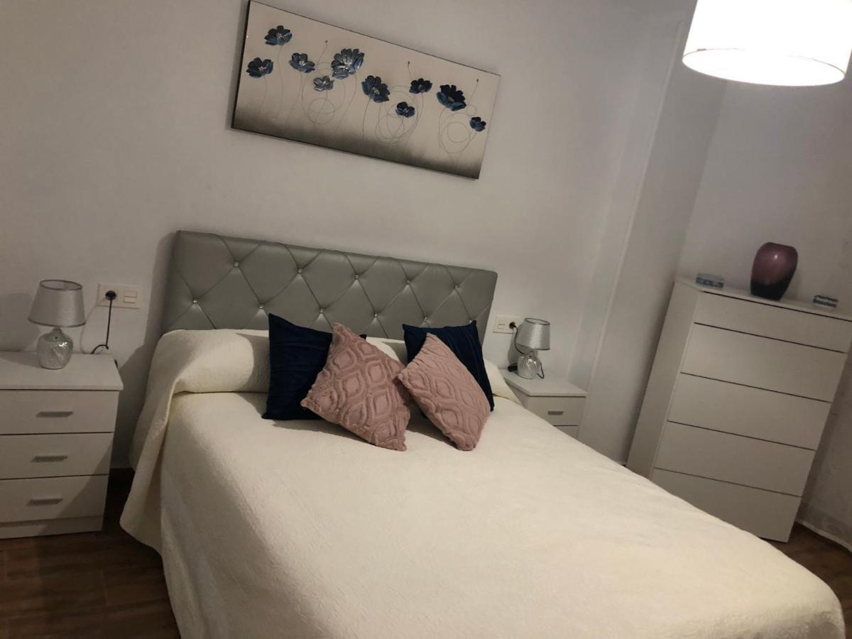 Carla24, Avenida Principal Aguilas