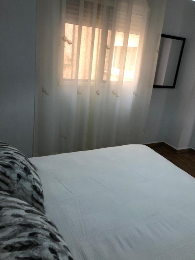 Carla24, Avenida Principal
