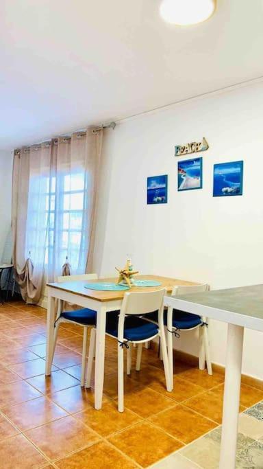Lovely Near The With Pool & Wifi Apartamento *