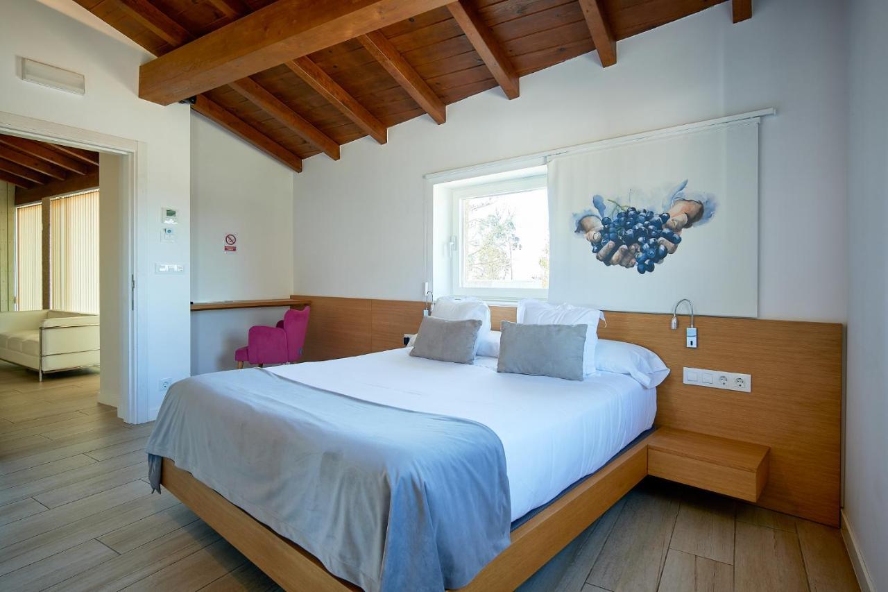 Nande Hotel
