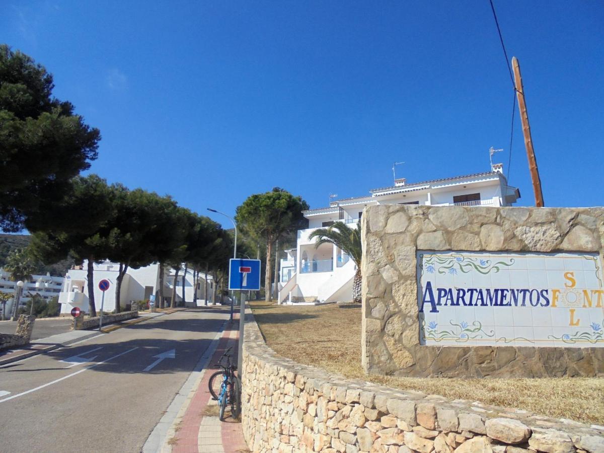 Font Sol Holidays Lek