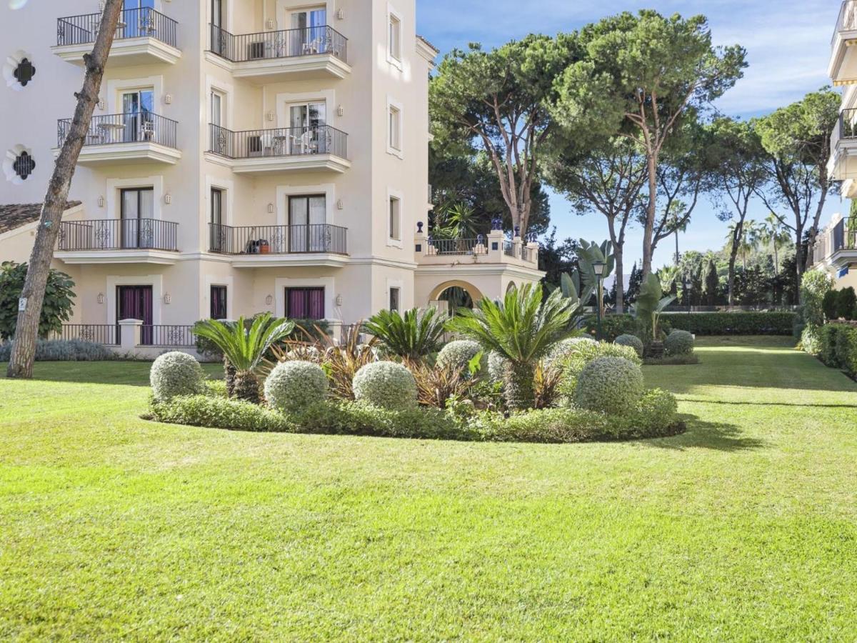 Apartamento ático De 2 Dormitorios En Andalucía Del Mar Marbella