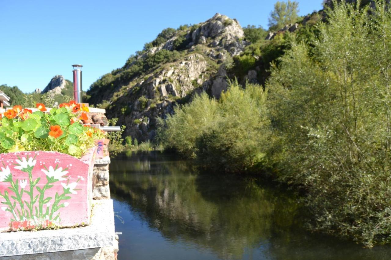 La Cuadra Cabornera