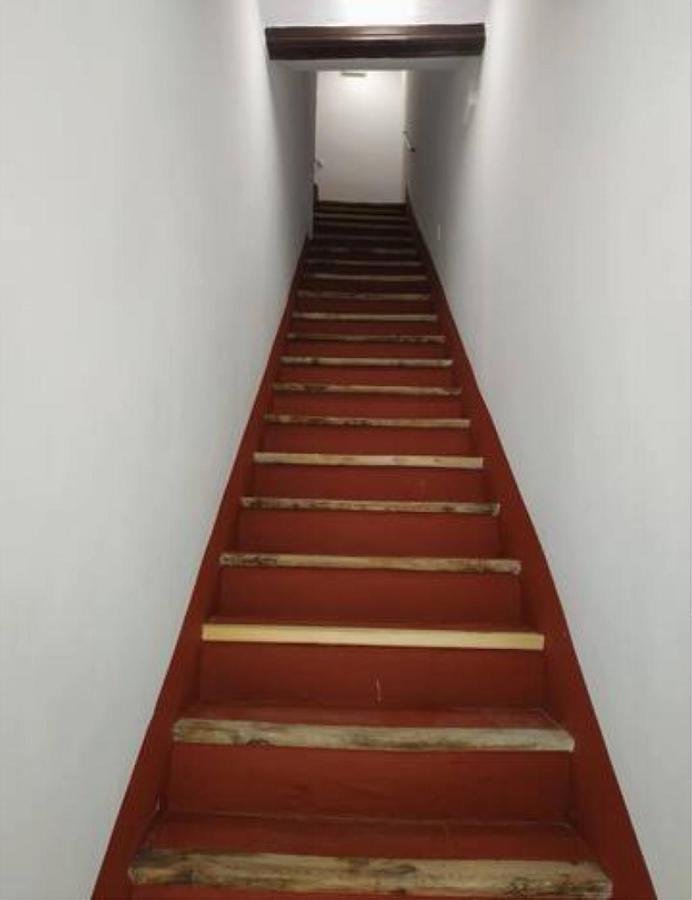Cerca De Tren, Playa Y Barcelona Apartamento