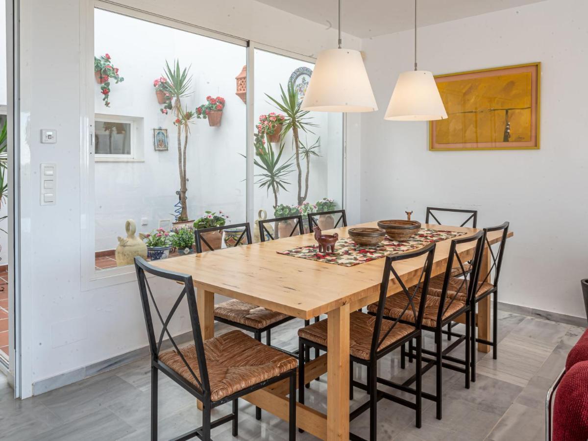 Cristina By Interhome Villa *