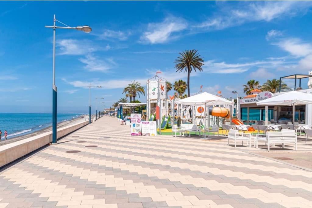 Apartamento Beachfront Madrid 709 Torrox