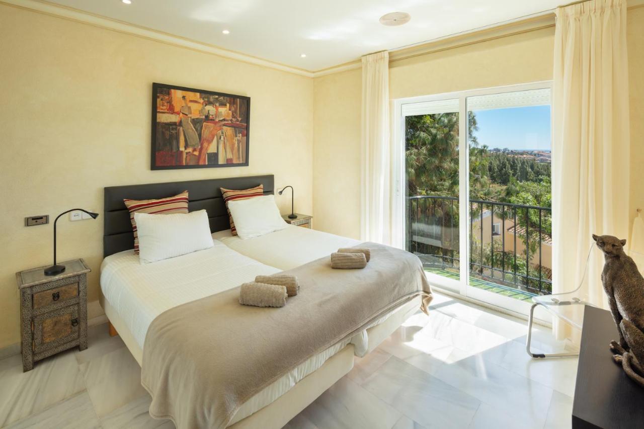 Сasa de vacaciones Large Family 500m From With Stunning Views El Faro