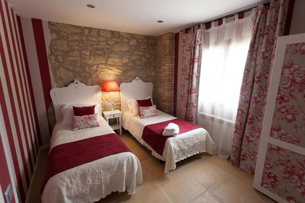 Casa Tapioles Country house