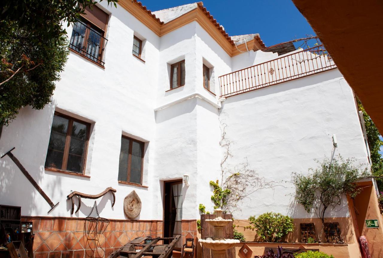 Cortijo De Salia Alcaucín