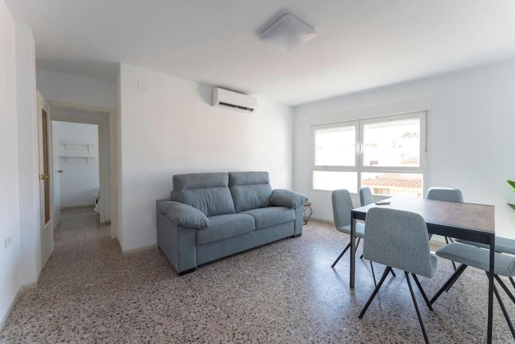 Precioso En Apartment Altura