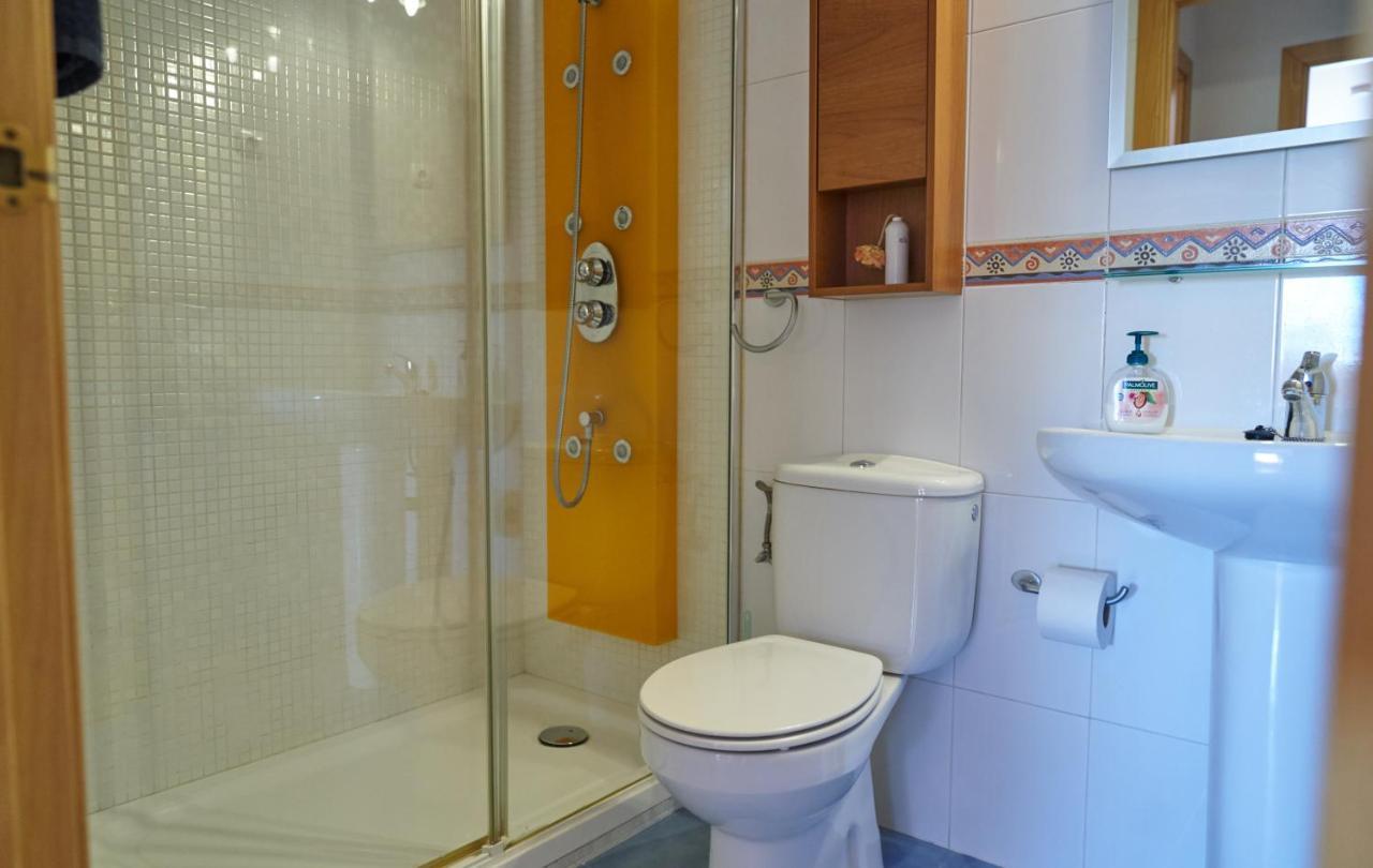 Family With Parking And Pool * Manresa