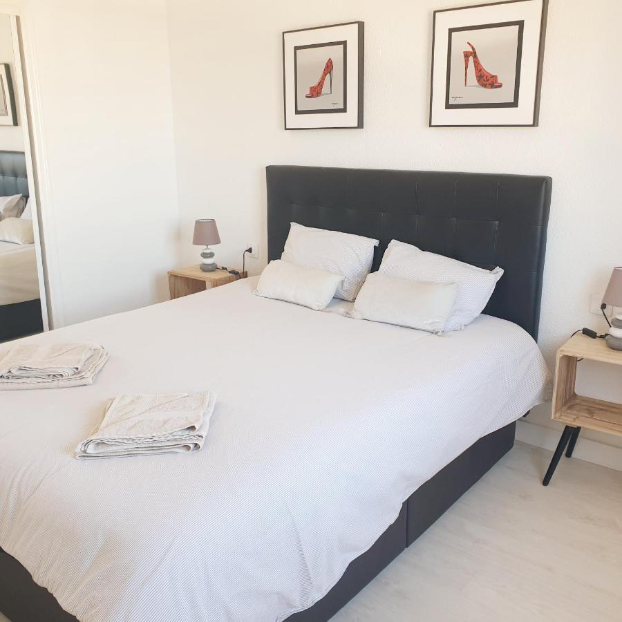 Apartamento Front Sea View Punta Prima
