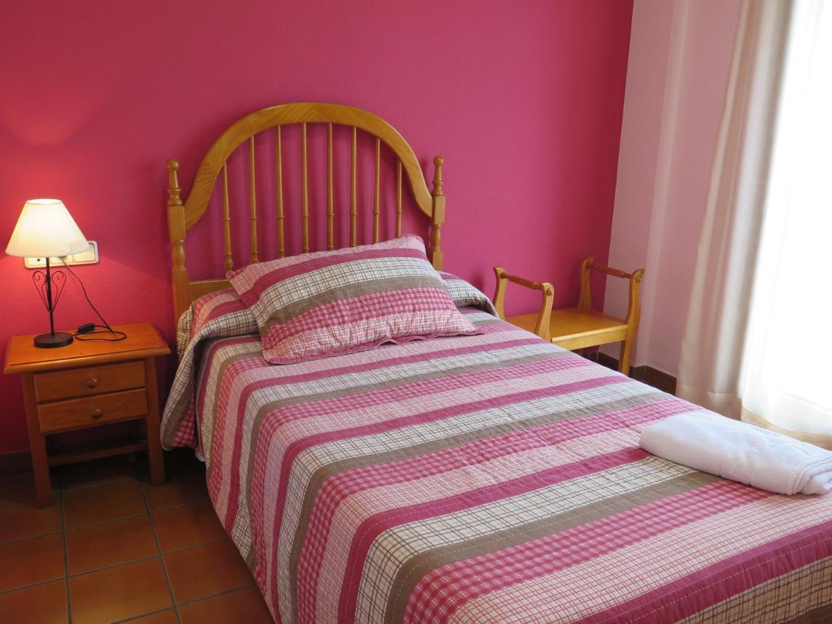 Hostal Gúdar Pensión 2*