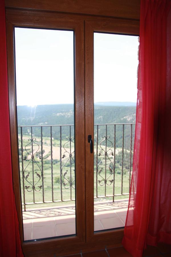 Hostal Gúdar 2*