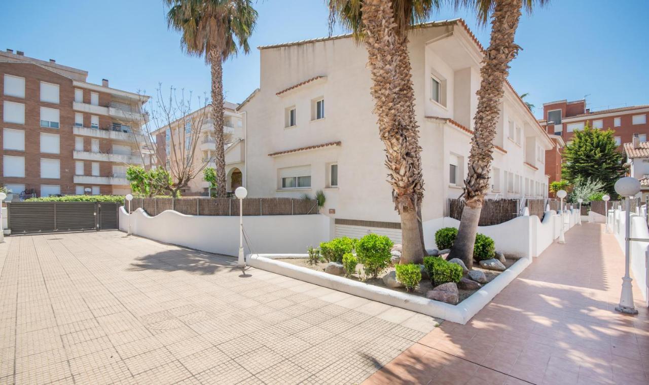 R22 * Calafell