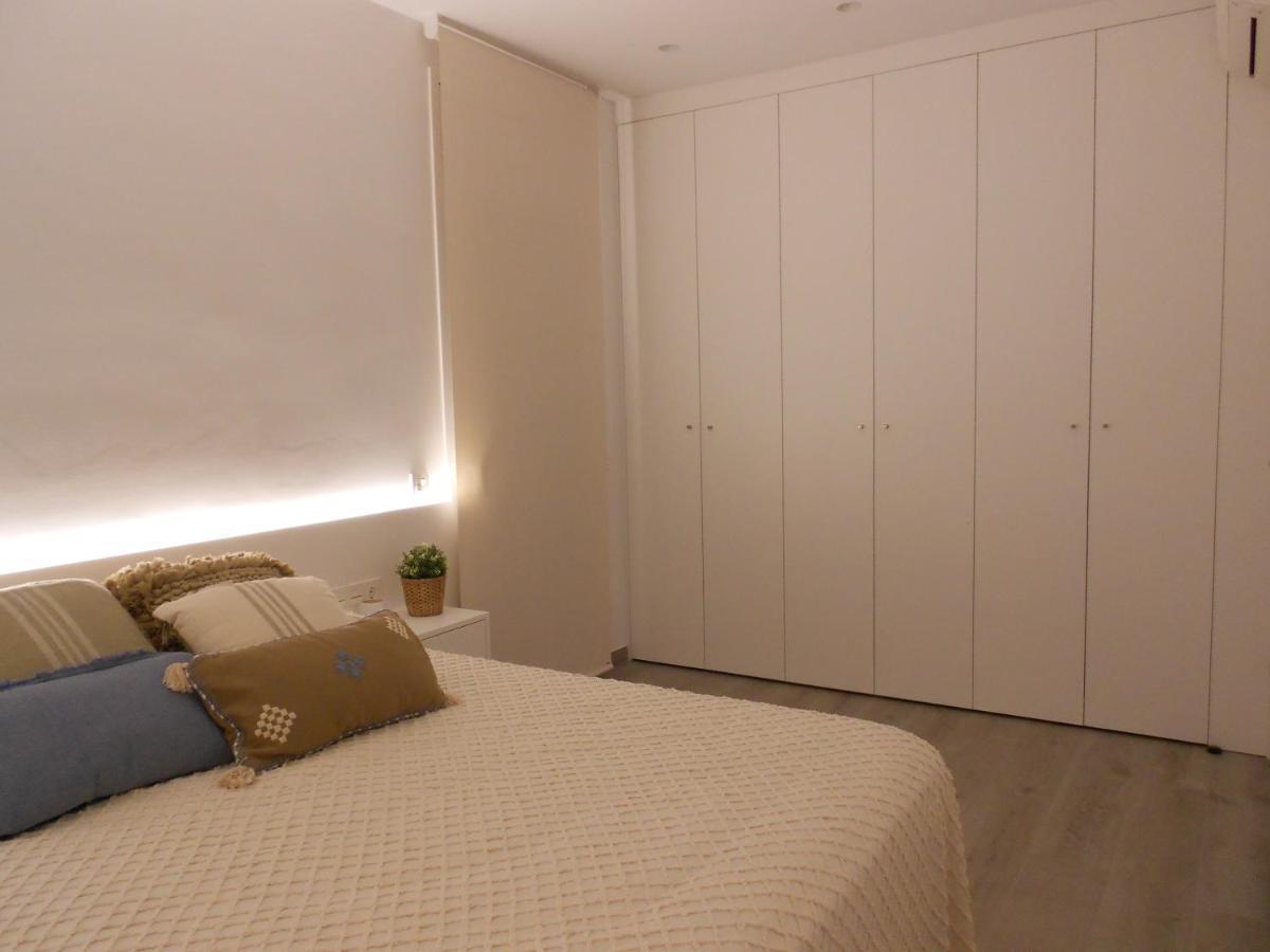 Luxury Apartment *