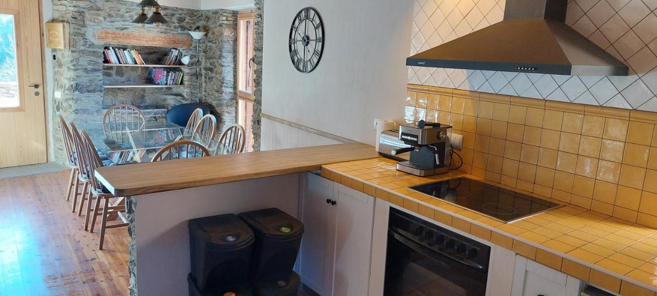Antiga Rectoria, Aidi. Holiday home Aydi