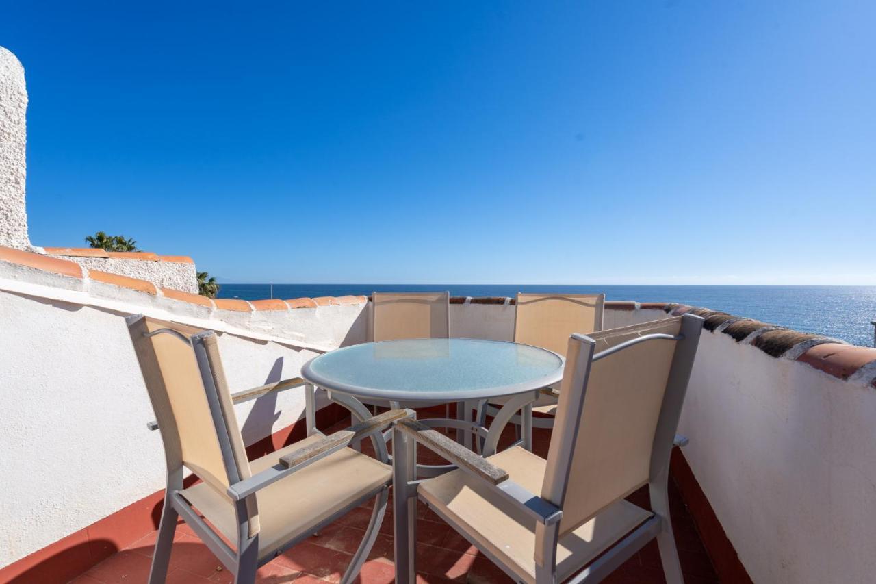 Lets In The Sun - Casita Lighthouse La Cala De Mijas