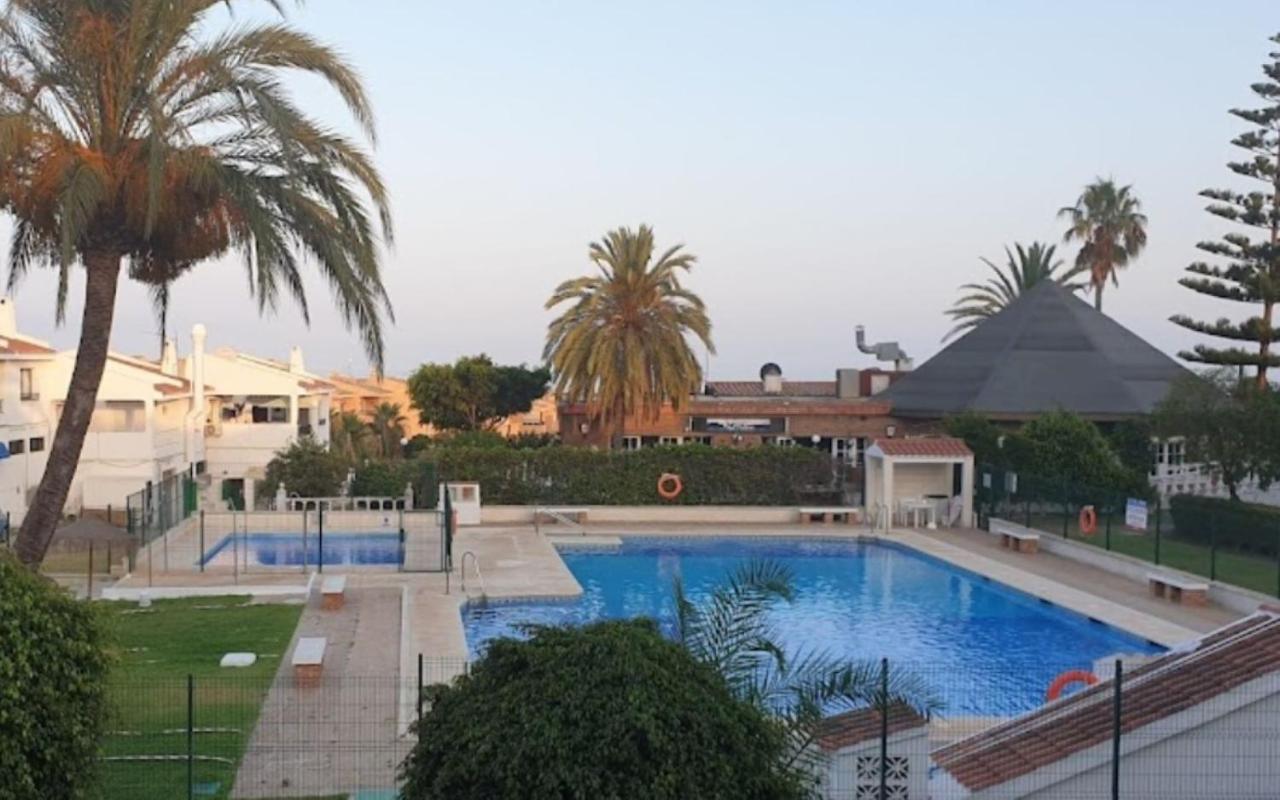 Lets In The Sun - Casita Lighthouse La Cala De Mijas