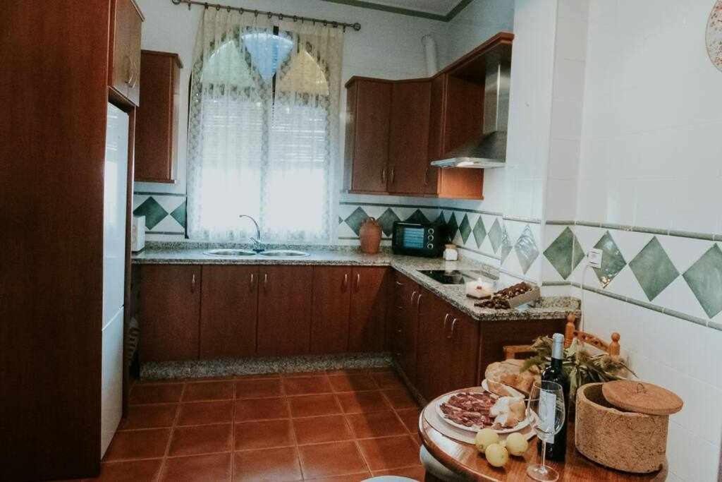 Con Jacuzzi, Sauna, Barbacoa Y Barra Holiday home