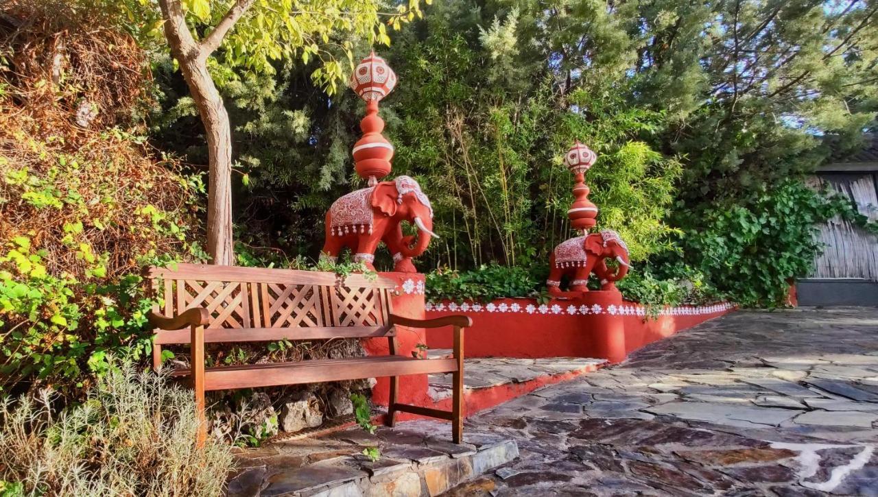 Casa Jardin Oriental * Aldea del Fresno
