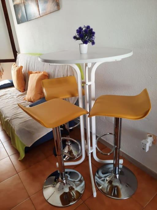 Locos With Balcony And Wi-fi Apartamento Torrevieja