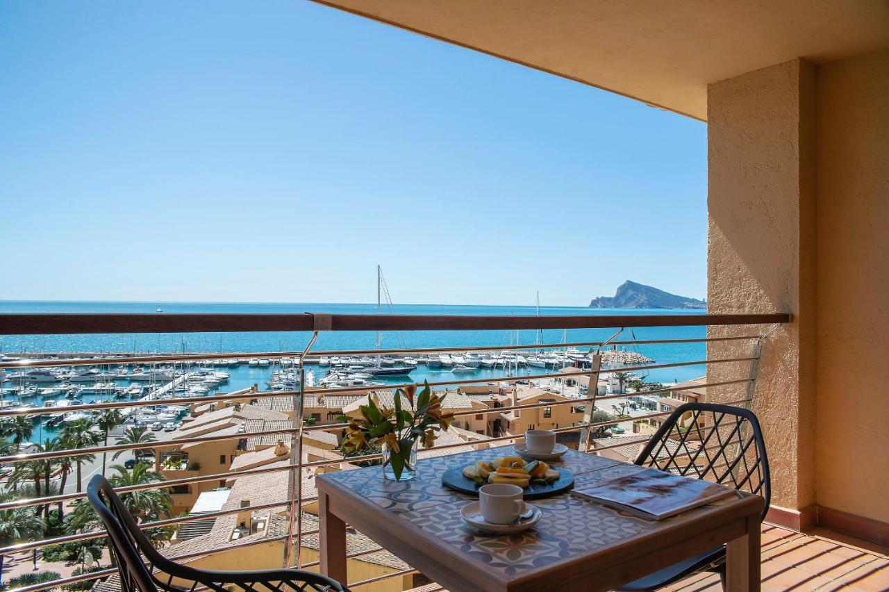 Pierre & - Port * Altea