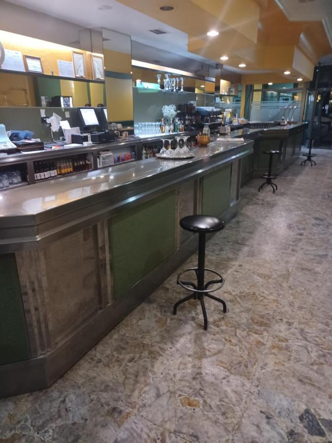Hotel 2 De Mayo 2 *