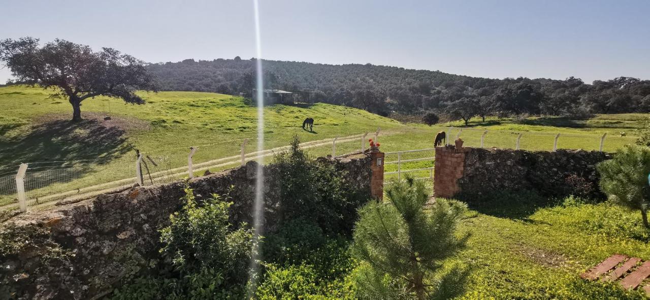 Holiday home Casa Cortijo En Dehesa Sierra Leon