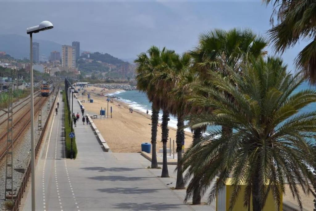 Apartamento A18' De Barcelona Y 7' De Circuito De Cataluña
