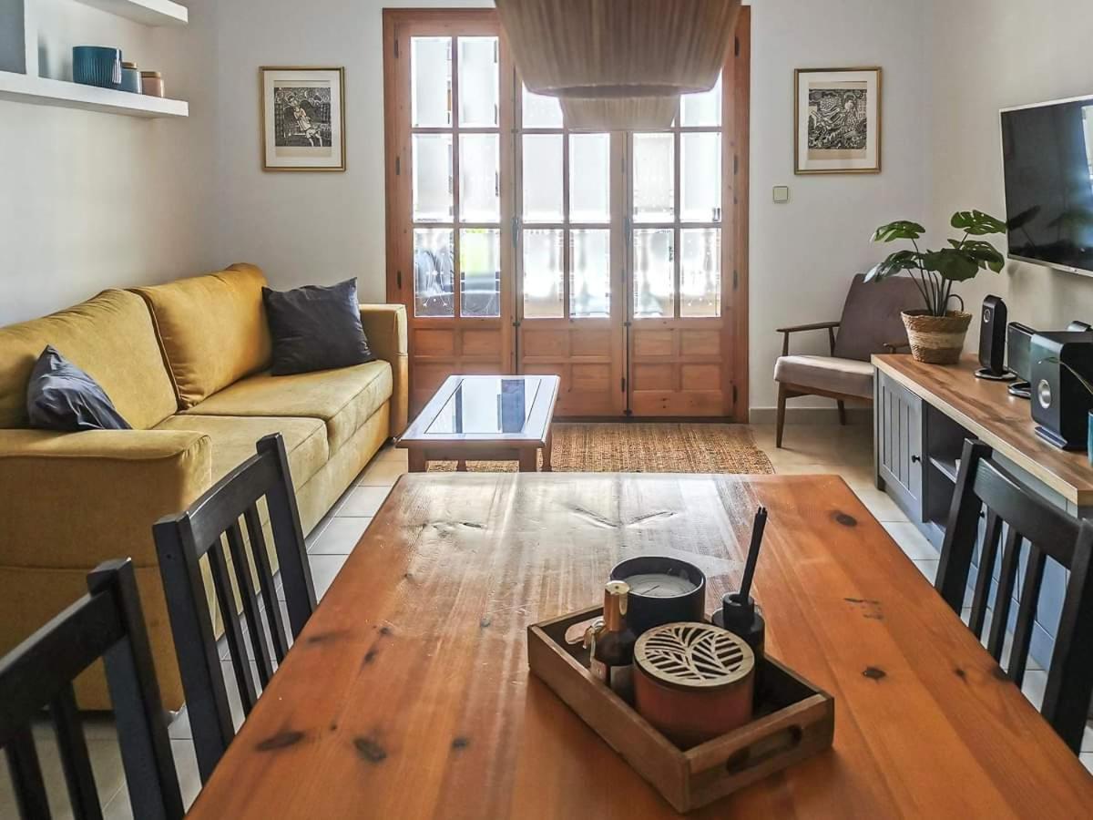 Casa Del Angel , Cosy 2 Bed Apartment,150m From Playa Locos Beautiful Swimming Pool Apartamento