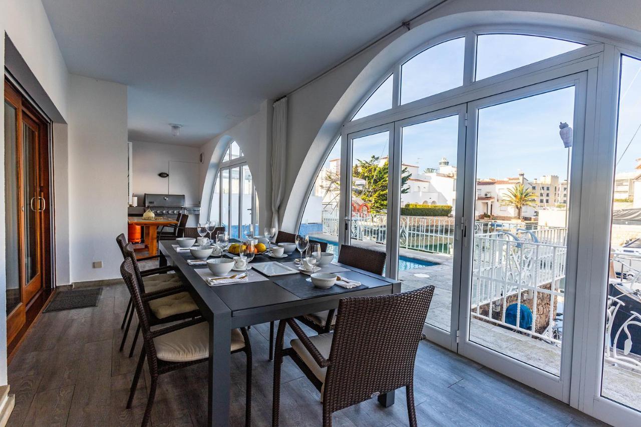 Villa Rnet - Piscina Port Primer Ampuriabrava