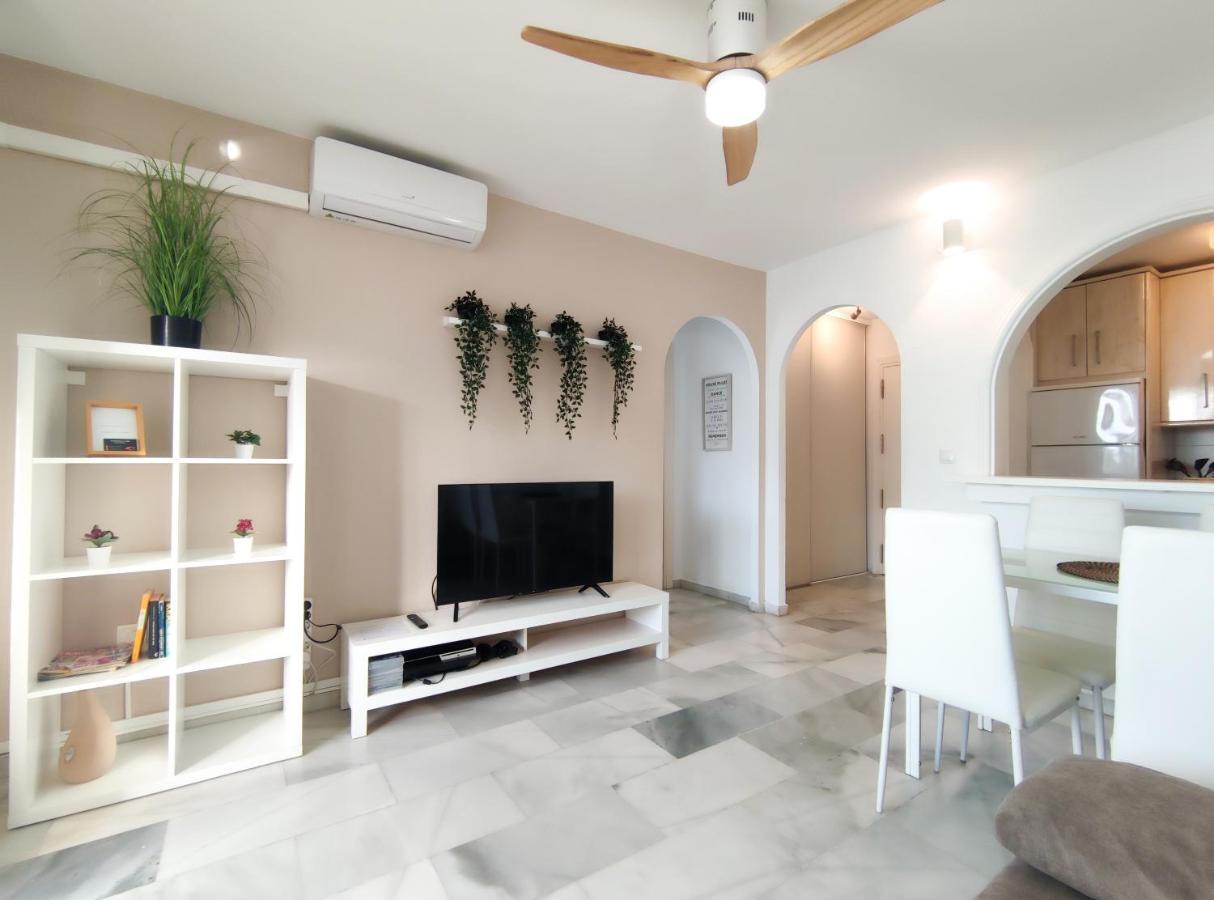 Laguna Paradise - La Torre Torrox